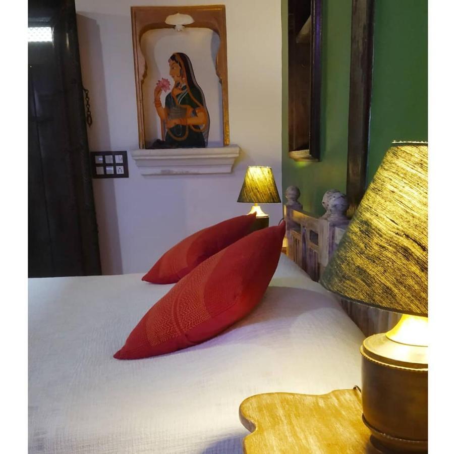 Deewanji Ni Haveli Bed & Breakfast Ahmedabad Bagian luar foto