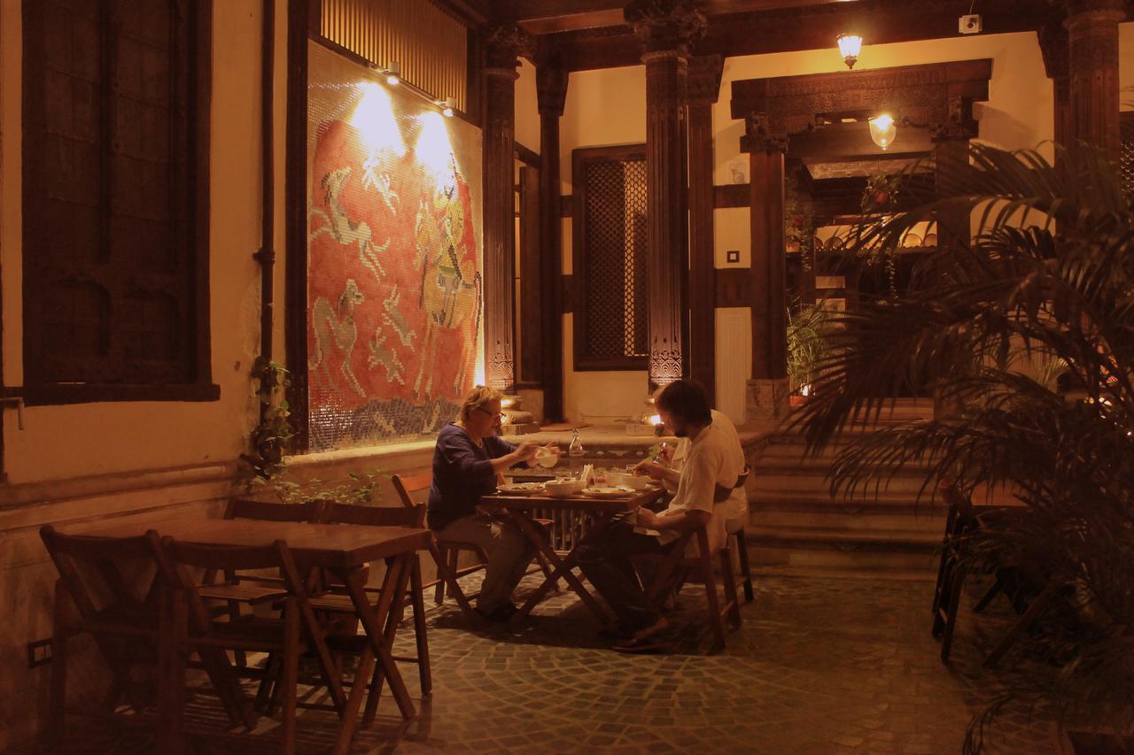 Deewanji Ni Haveli Bed & Breakfast Ahmedabad Bagian luar foto