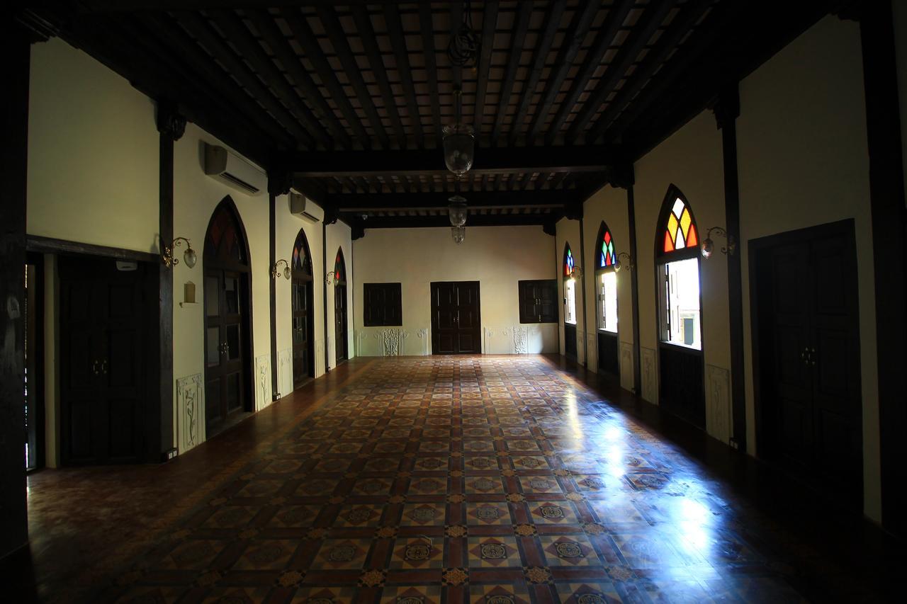 Deewanji Ni Haveli Bed & Breakfast Ahmedabad Bagian luar foto
