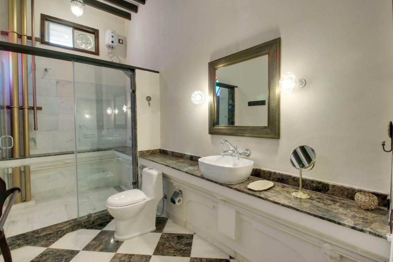 Deewanji Ni Haveli Bed & Breakfast Ahmedabad Bagian luar foto